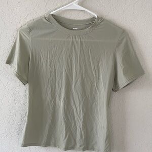 Skims Tee Size Large NWOT